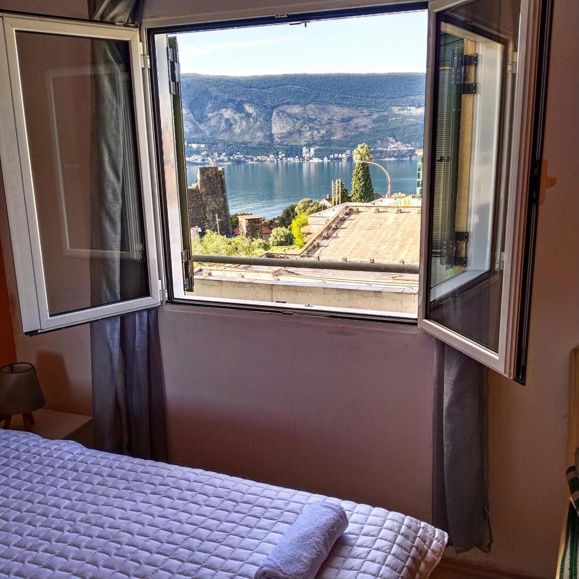 Apartments "Belle Vue" Herceg Novi Exterior foto