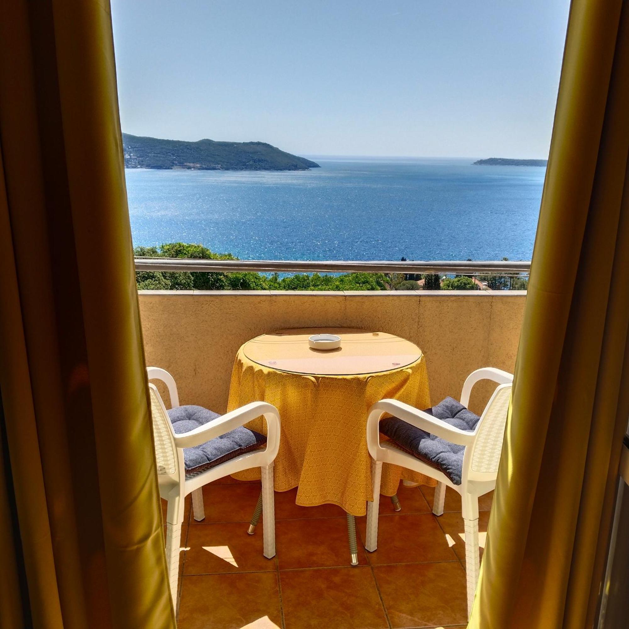 Apartments "Belle Vue" Herceg Novi Exterior foto